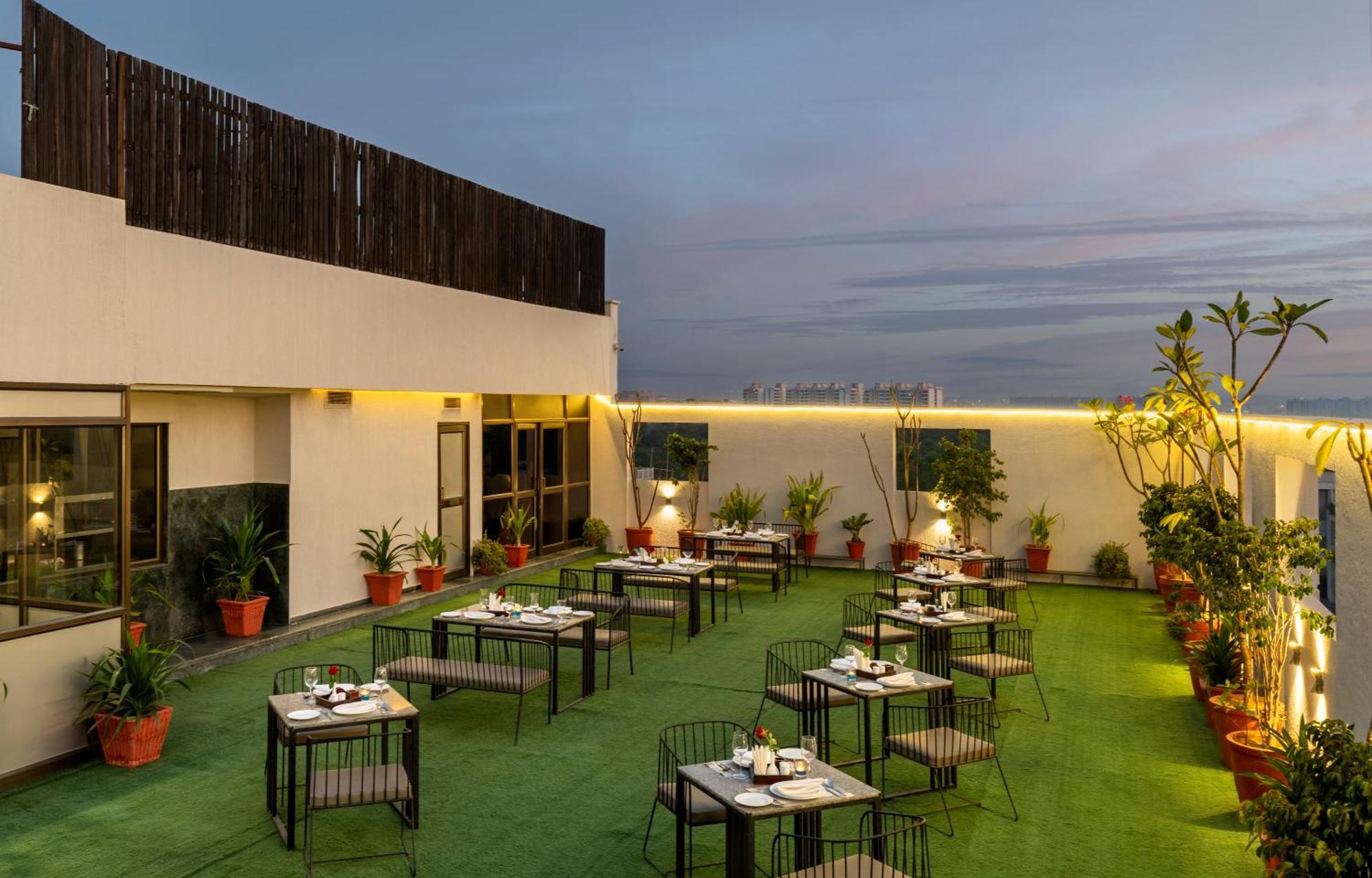 Hotel Marigold Jaipur Eksteriør billede